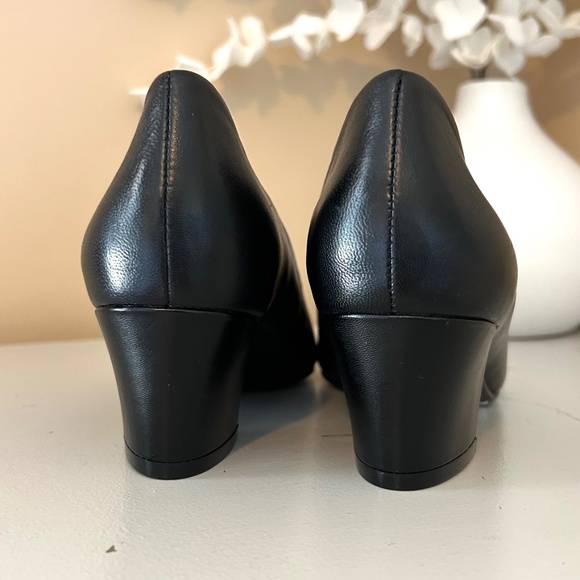 NWT NATURALIZER Carmen Black Leather Block Heel Pump Size 6 - Picture 5 of 15